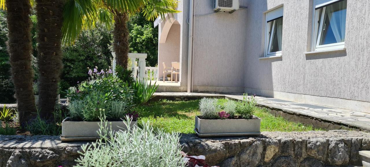 Apartment Garden & Sea Volosko Luaran gambar